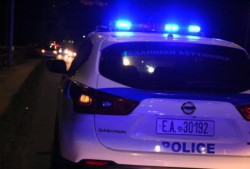 Συνελήφθη με τέσσερα παραμελημένα σκυλιά στο σπίτι της